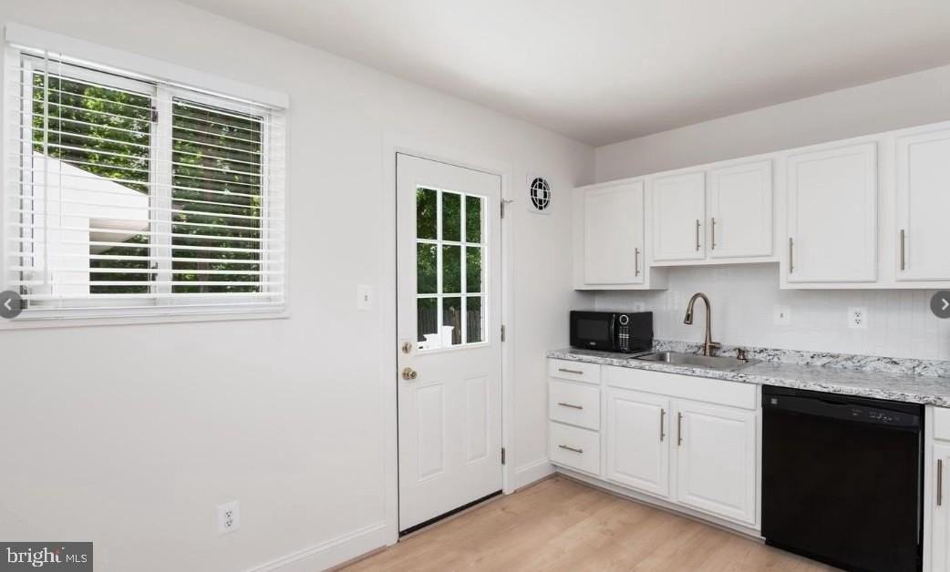 11414 Schuylkill Rd - Photo 5 of 30