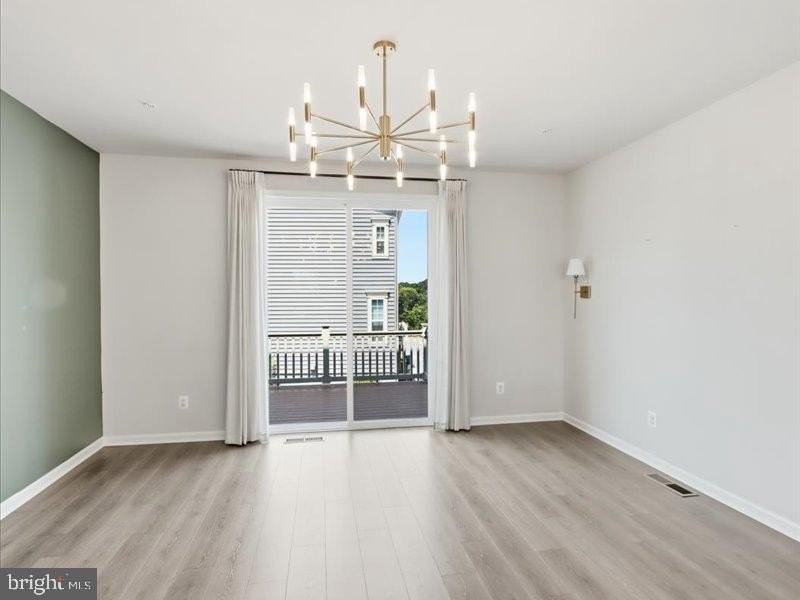 26052 Ridge Rd - Photo 7 of 44