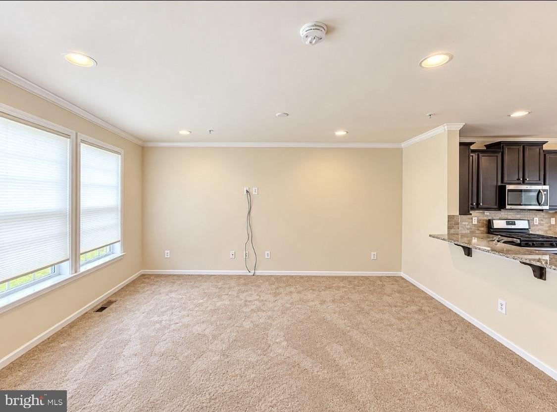 8607 Sweet Rose Ct - Photo 7 of 29