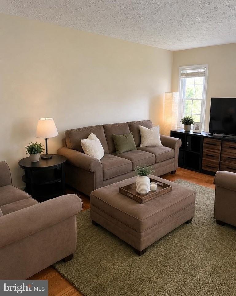 3006 New Oak Ln - Photo 6 of 11