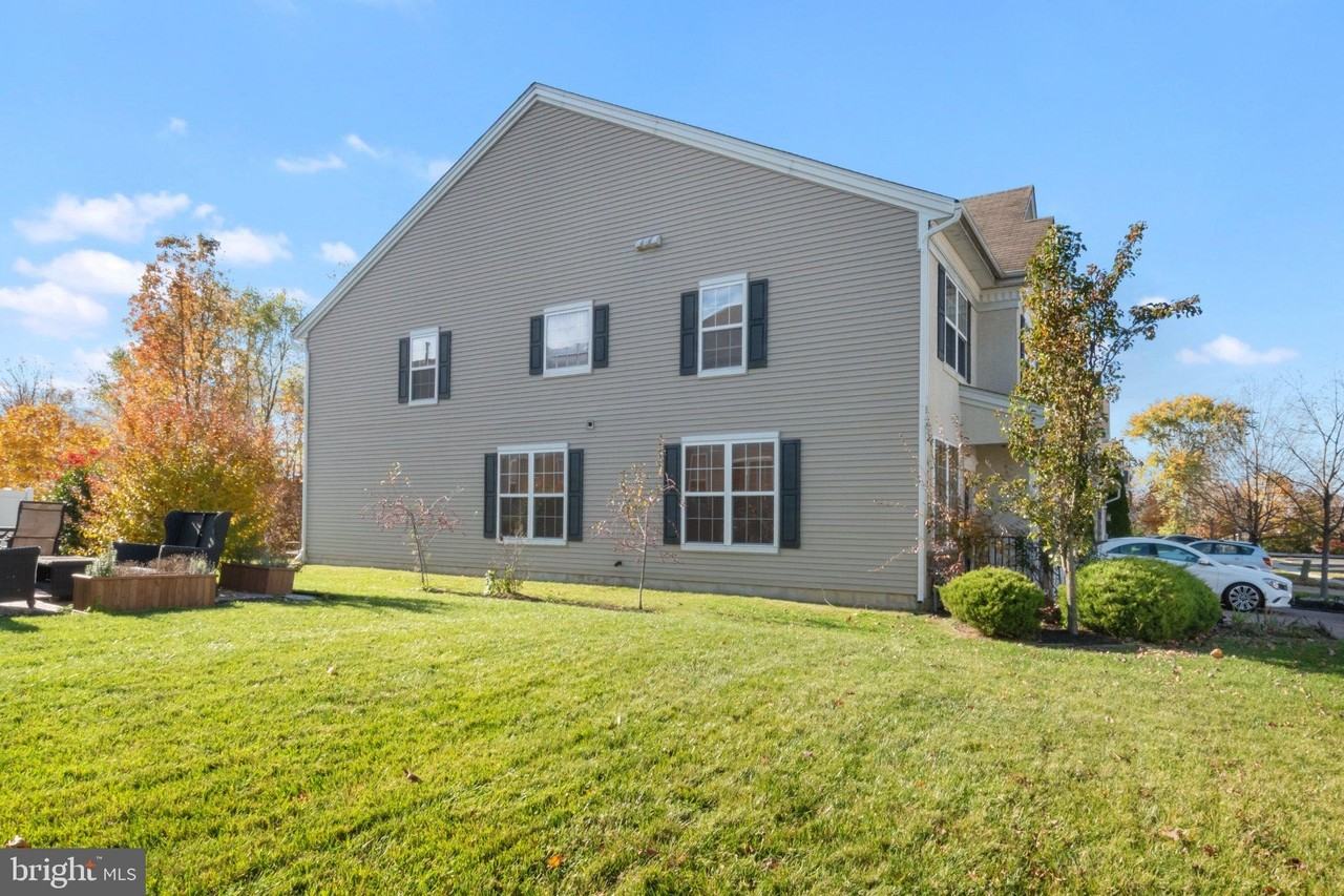 21 Kingswood Ct - Photo 4 of 20