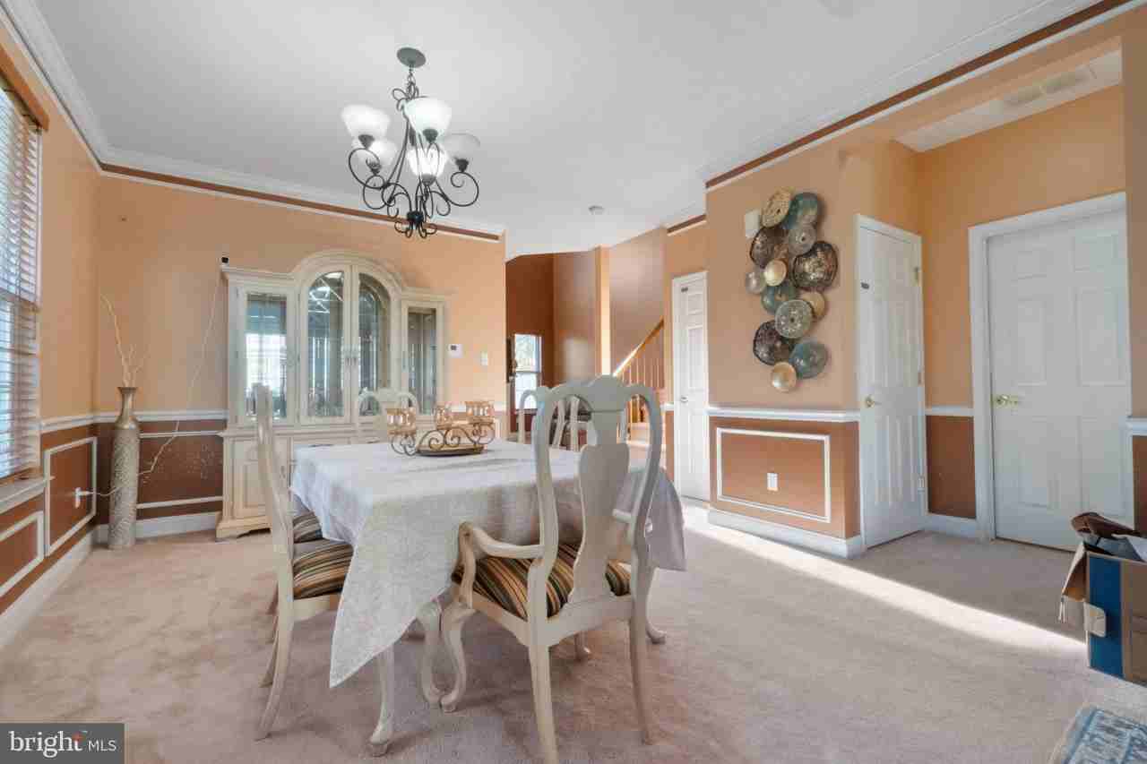 21 Kingswood Ct - Photo 7 of 20