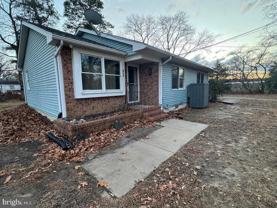41 4th St #B1 - Photo 1 of 1