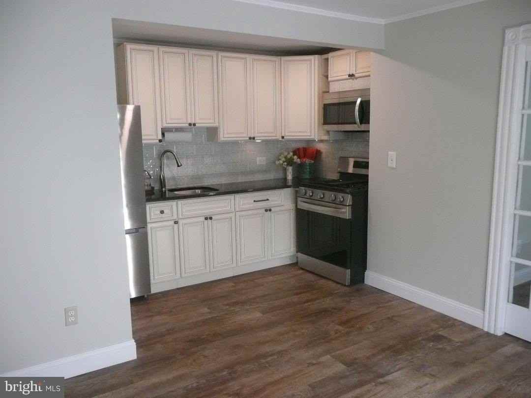 70 S Main St #2 - Photo 6 of 23