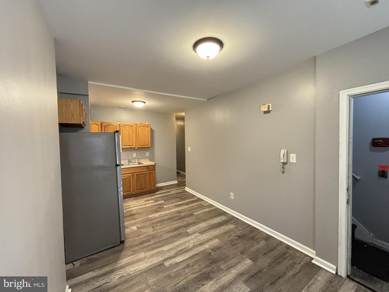 1711 N Gratz St - Photo 4 of 26