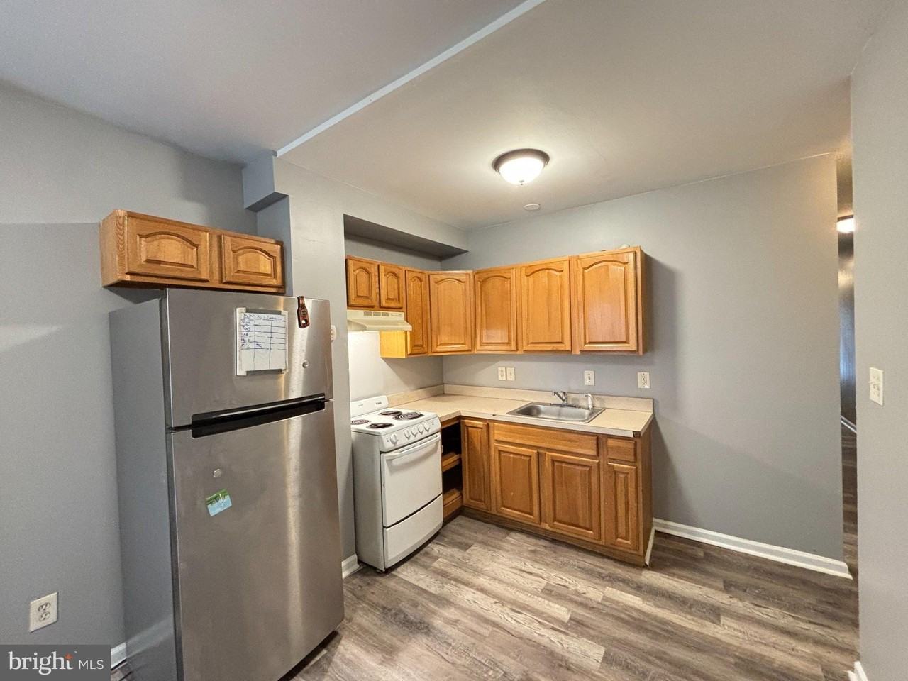 1711 N Gratz St - Photo 5 of 26
