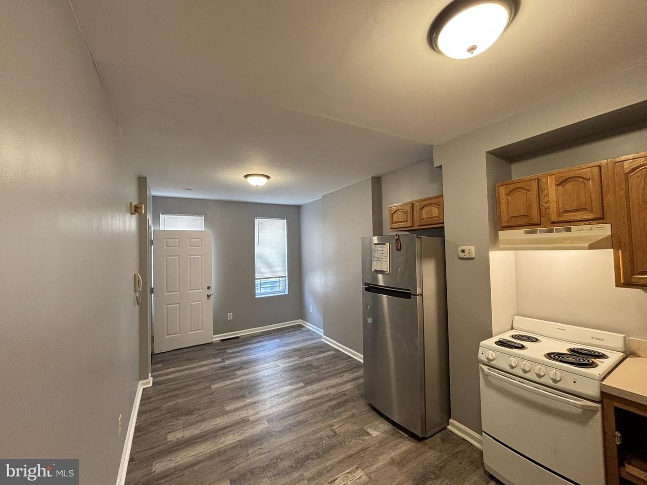 1711 N Gratz St - Photo 7 of 26