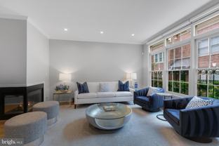 1507-D N Colonial Ter - Photo 1 of 1