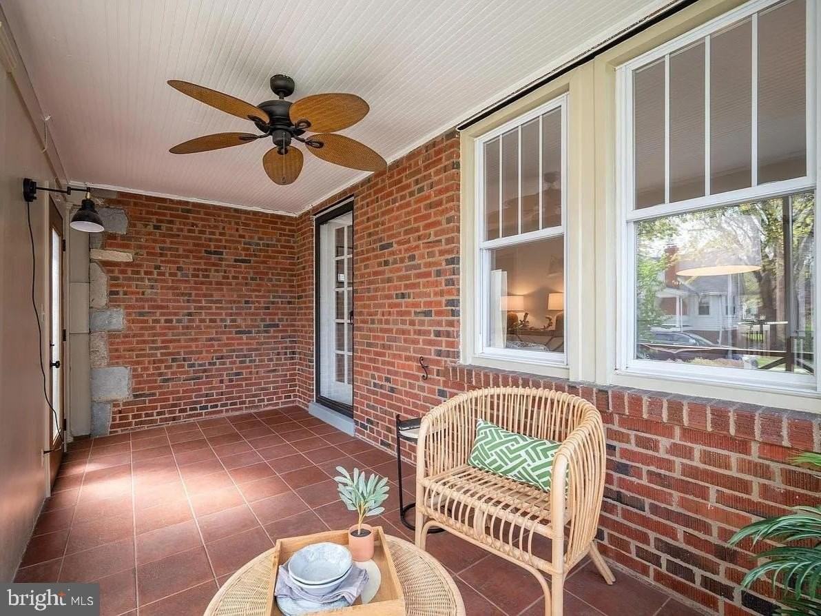 106 E Monroe Ave - Photo 5 of 22