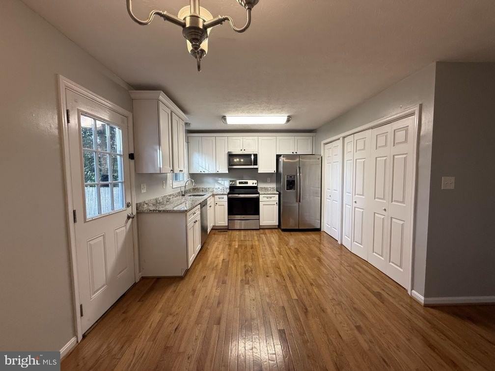 202 Carroll Dr - Photo 6 of 19