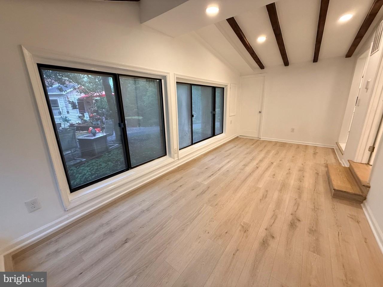 6048 Ramshorn Pl - Photo 7 of 26