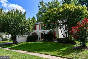 featured image of 13985 Cabells Mill Dr