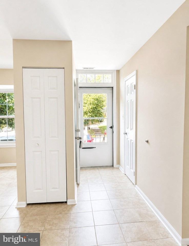 4037 Summer Hollow Ct #158G - Photo 3 of 14
