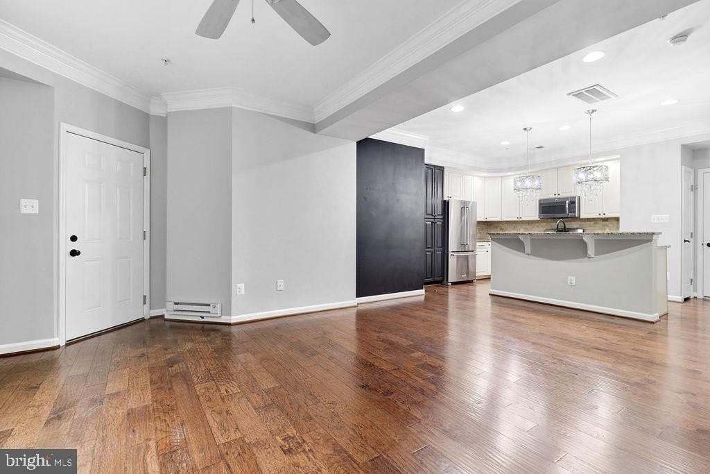 7420 Brunson Cir #A - Photo 3 of 23