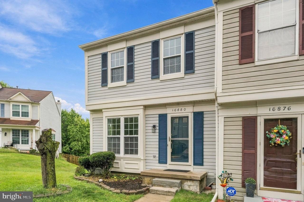 16880 Jed Forest Ln - Photo 3 of 38