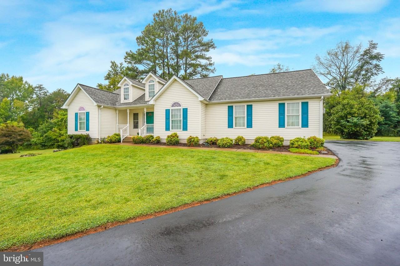 10700 Chancellorsville Dr - Photo 2 of 49