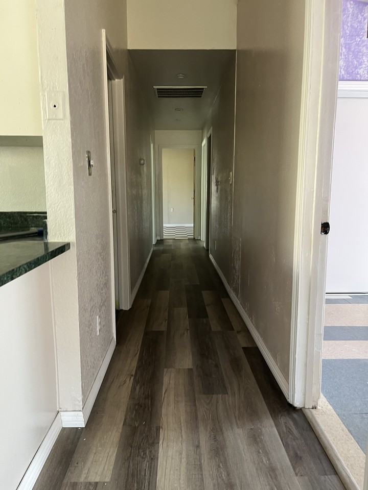 4865 Pacific Ave #1 - Photo 4 of 10