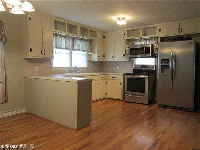 8414 Shilling St - Photo 2 of 9