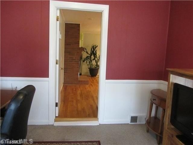 8414 Shilling St - Photo 5 of 9