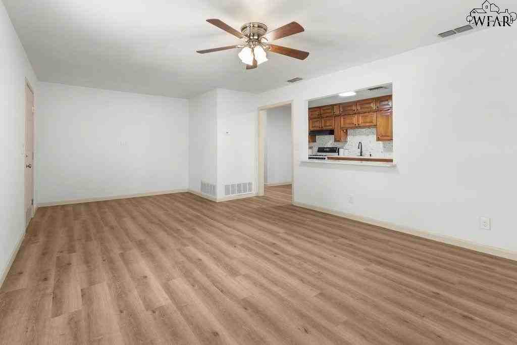 3902 Cynthia Ln - Photo 4 of 24