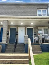 450 1/2 Augusta St - Photo 1 of 1
