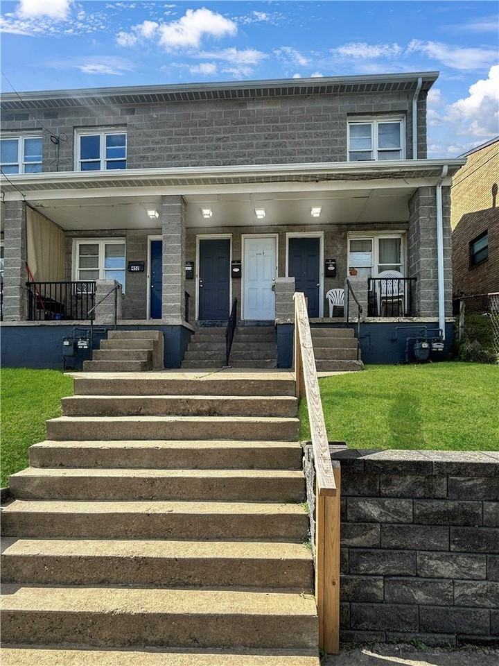450 1/2 Augusta St - Photo 2 of 11