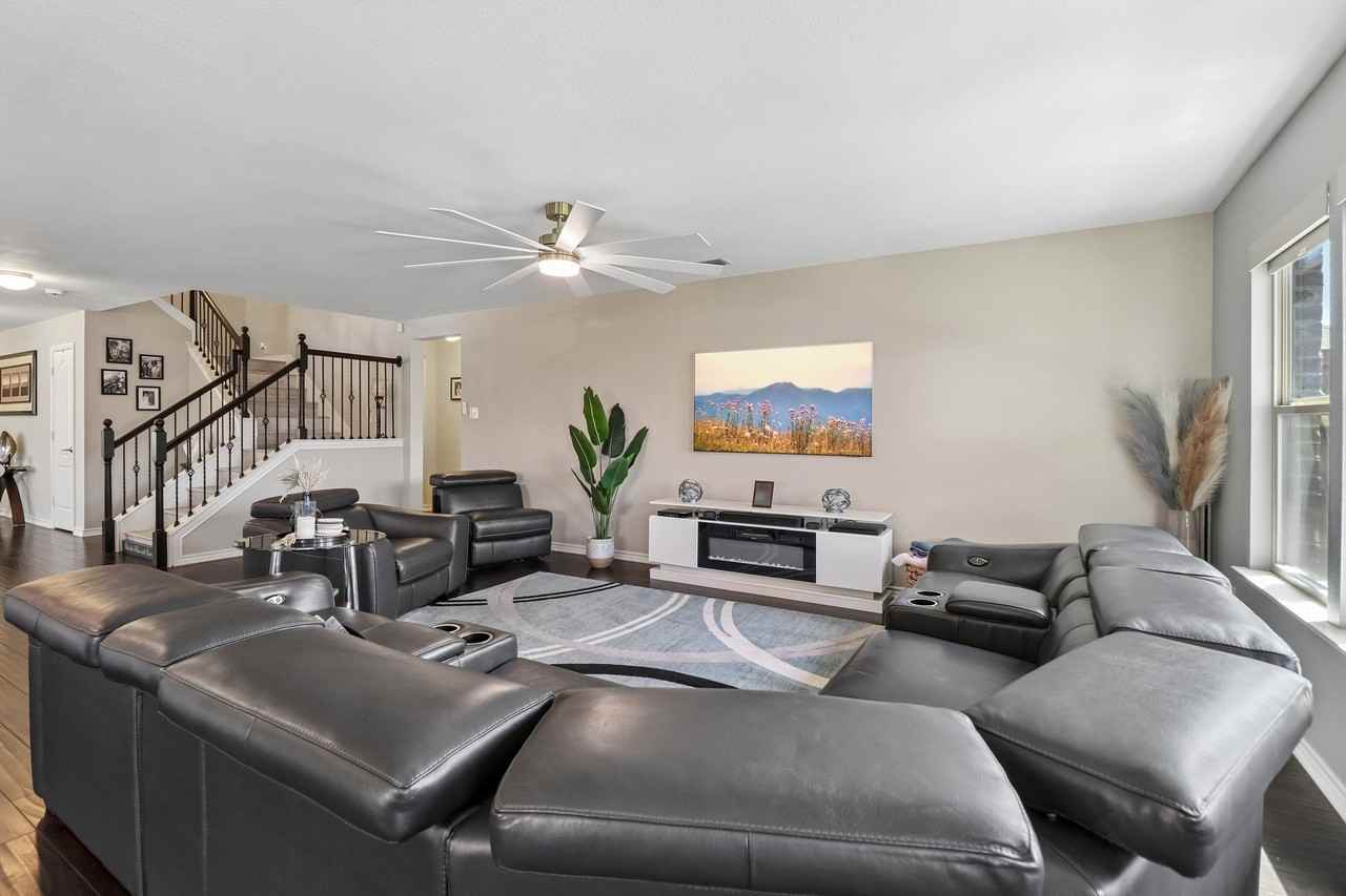 716 Snowy Orchid Ln - Photo 4 of 34