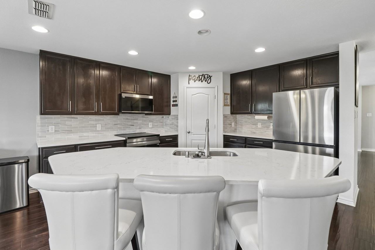 716 Snowy Orchid Ln - Photo 6 of 34