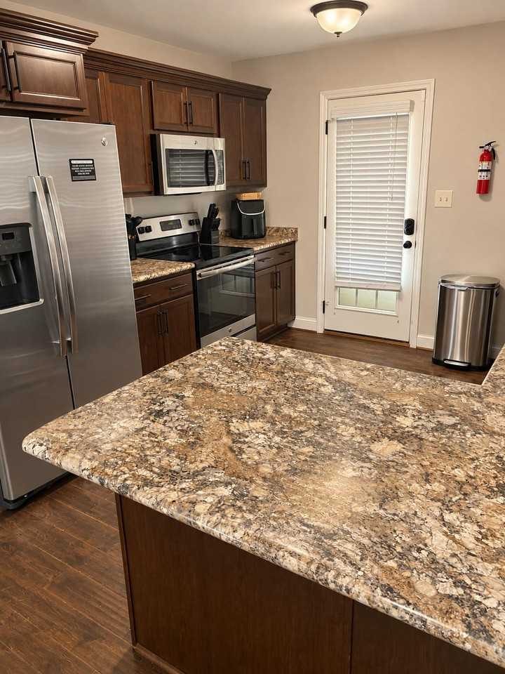 Harding Dr - Photo 2 of 17