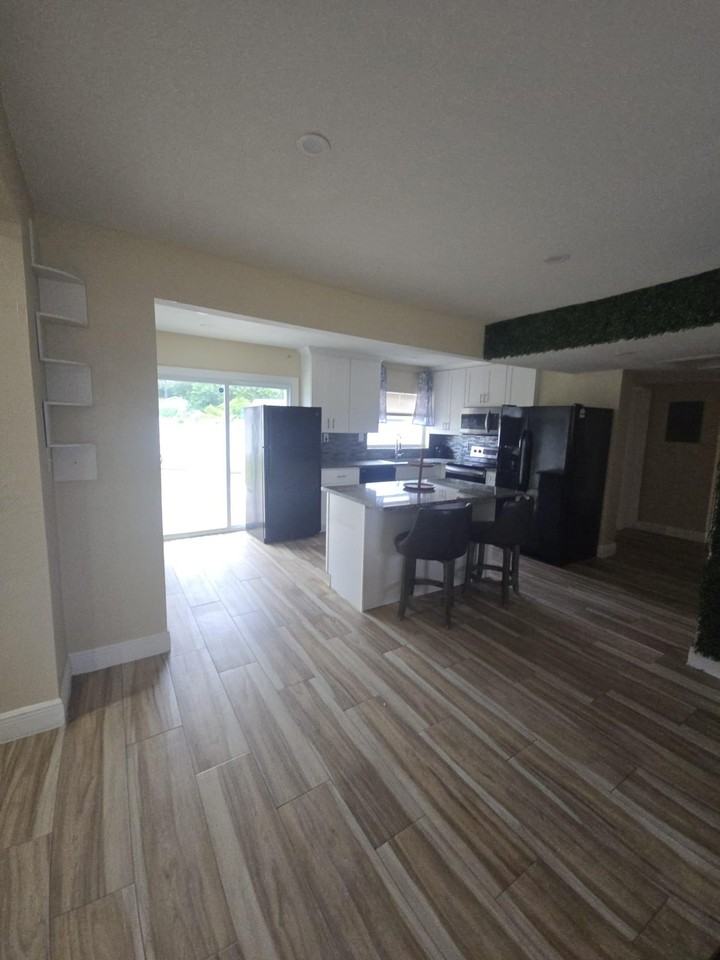 W Bogie Dr - Photo 2 of 23
