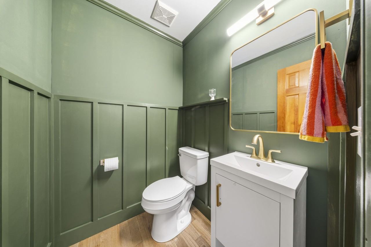 414 Phillips Ln #1 - Photo 6 of 43