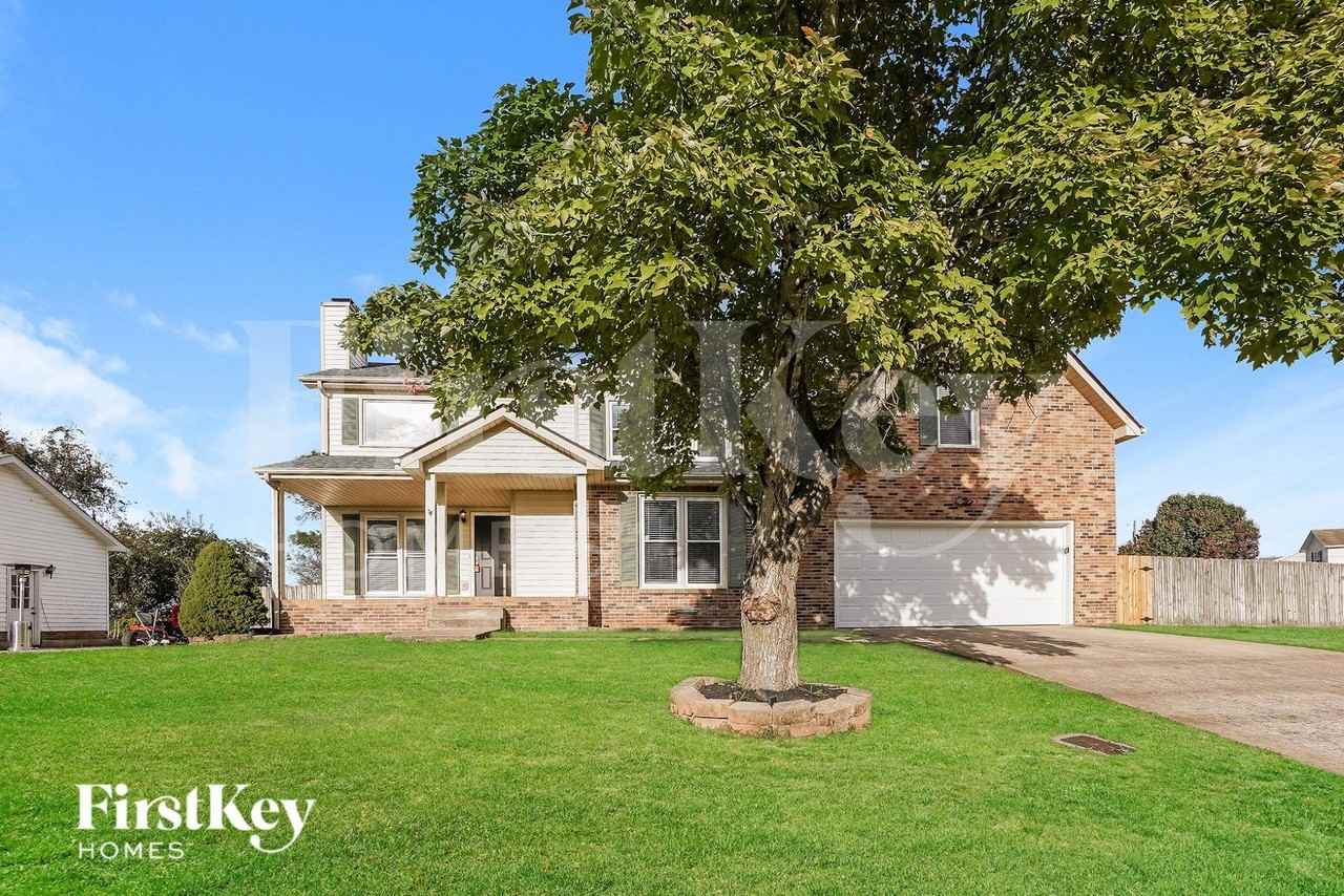 1237 Archwood Dr