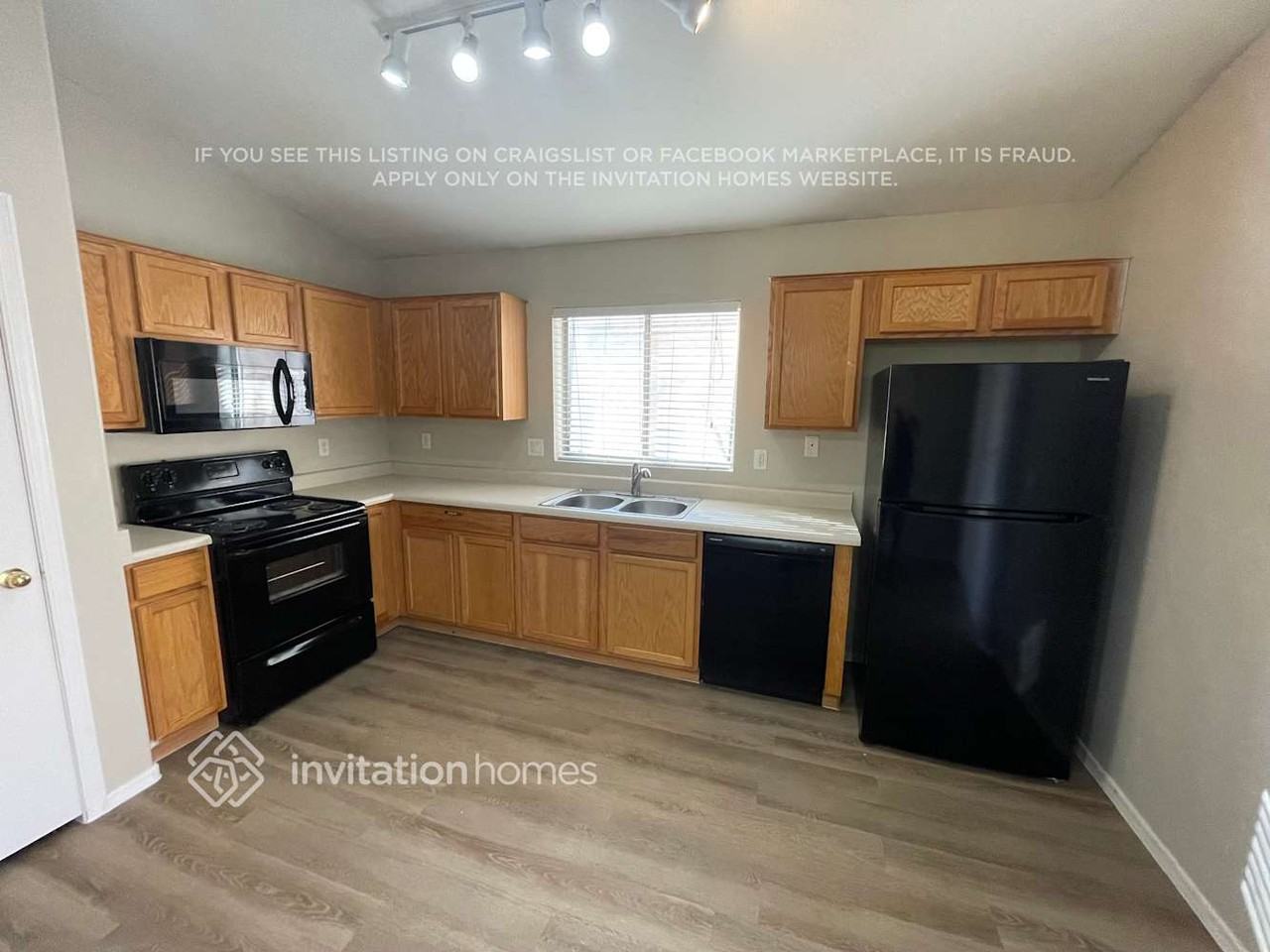 23856 W Tonto St - Photo 4 of 13