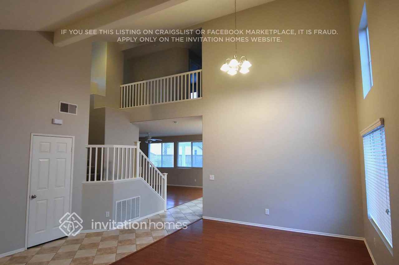 27125 Calendula St - Photo 4 of 15