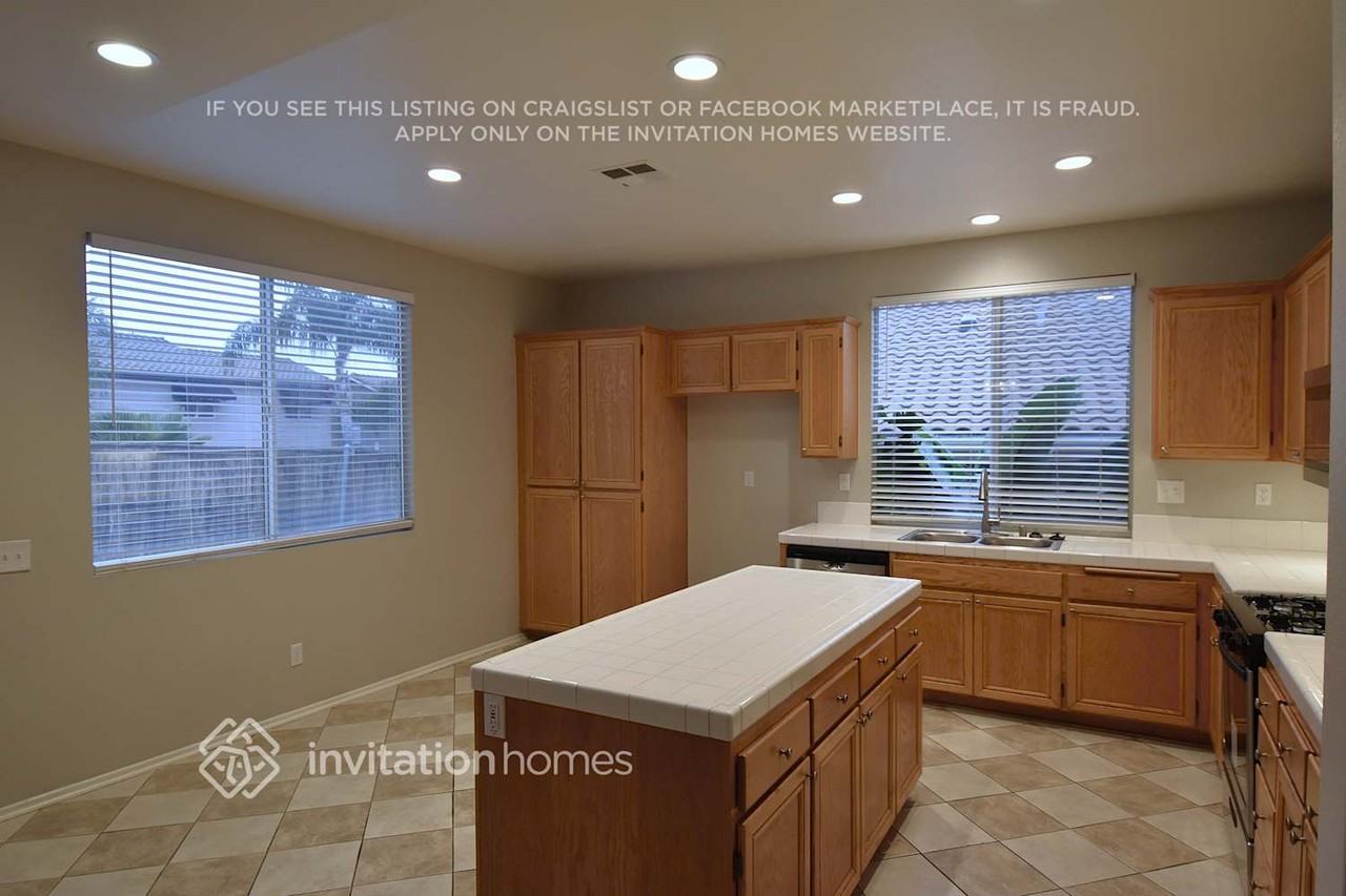 27125 Calendula St - Photo 6 of 15
