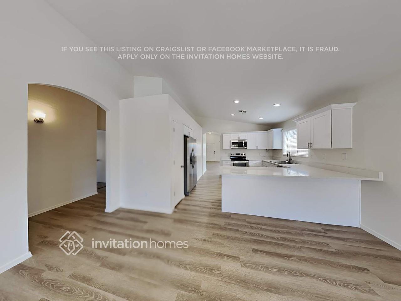 11008 E Delta Ave - Photo 5 of 17