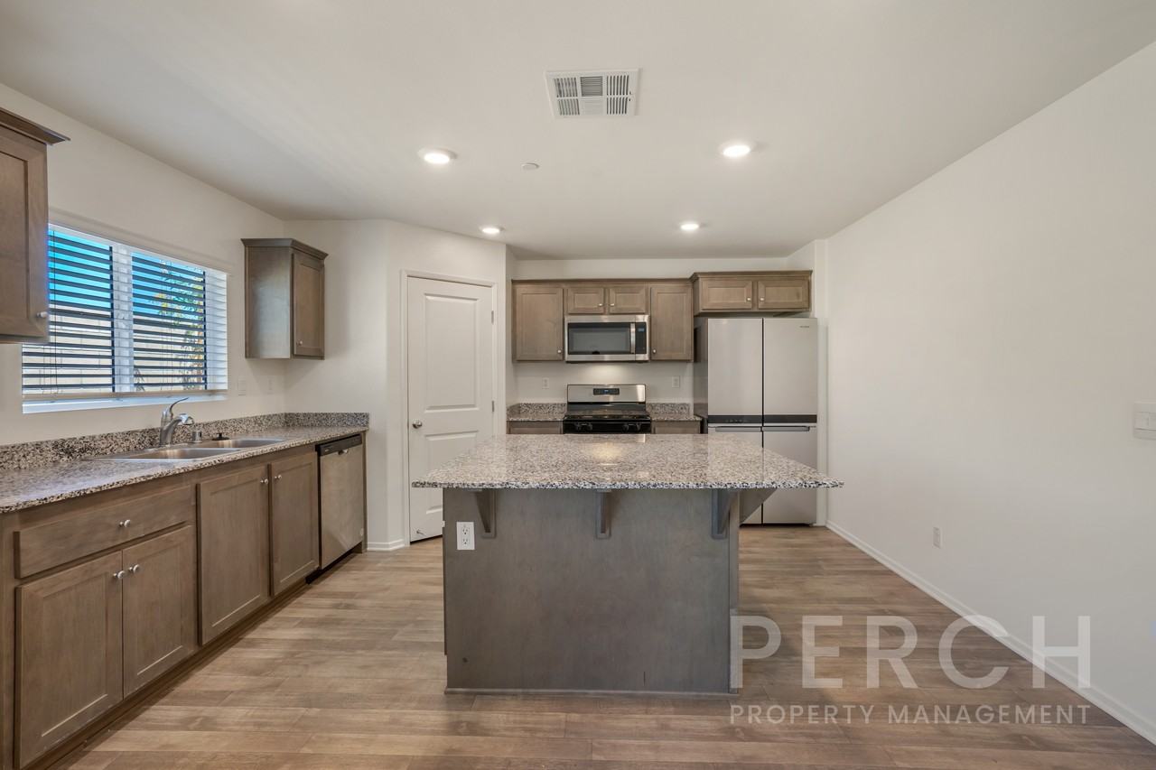 30540 Altima Ct #1 - Photo 5 of 36