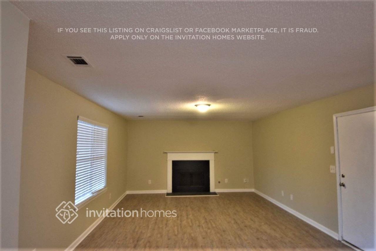 4183 Kingship Dr - Photo 5 of 15