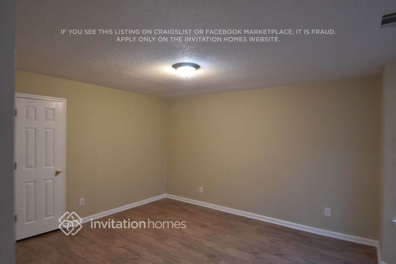 4183 Kingship Dr - Photo 7 of 15