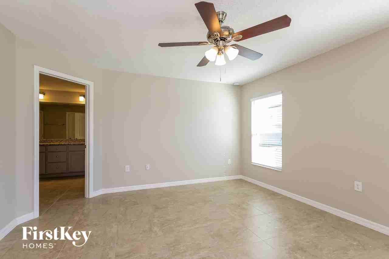 321 S Haven Ct - Photo 7 of 15