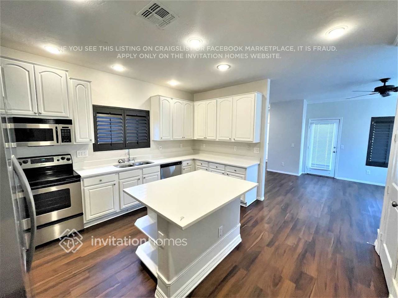 1757 S Voyager Dr - Photo 5 of 18