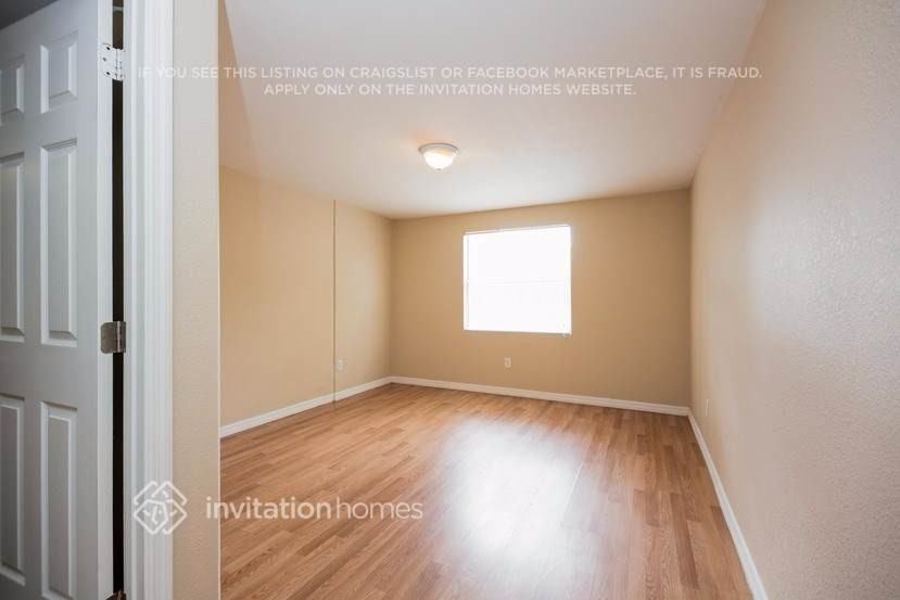 5443 Bryant Ave - Photo 6 of 19