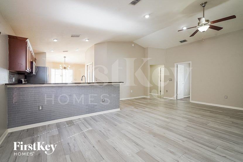 2198 Bretton Ridge Loop - Photo 3 of 15