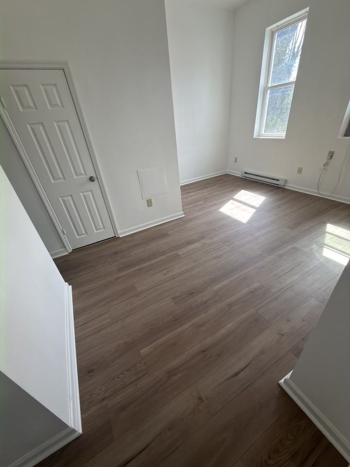 124 W Potomac St - Photo 4 of 5
