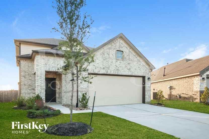5926 Opus Ranch Trl - Photo 2 of 15