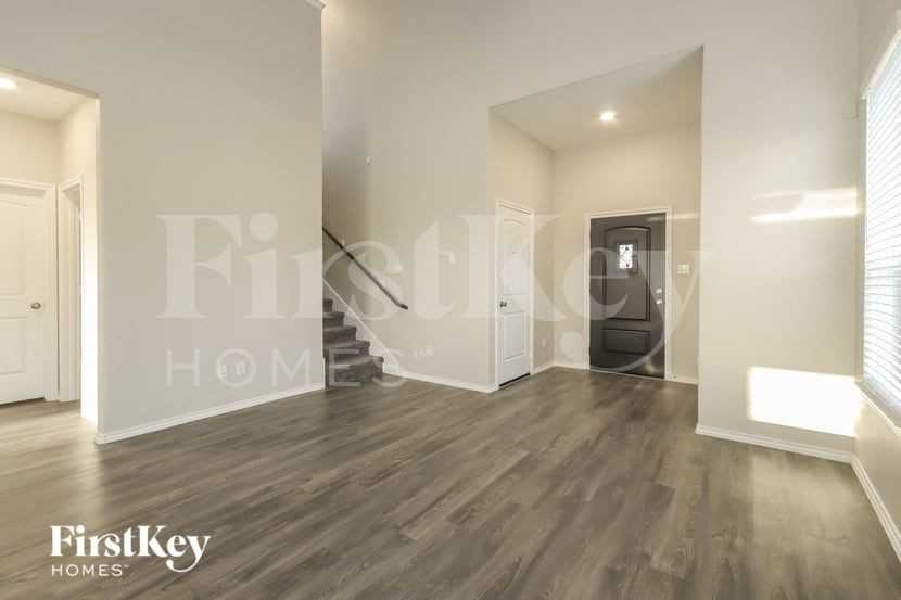 5926 Opus Ranch Trl - Photo 5 of 15