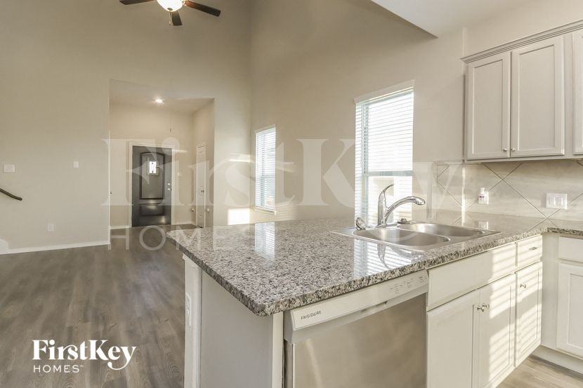 5926 Opus Ranch Trl - Photo 7 of 15
