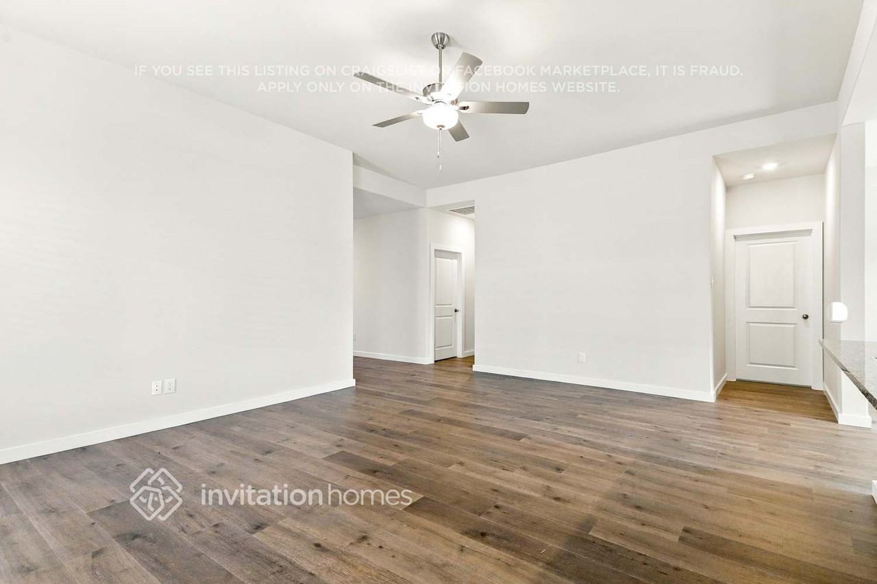 107 Southgate Dr - Photo 5 of 17