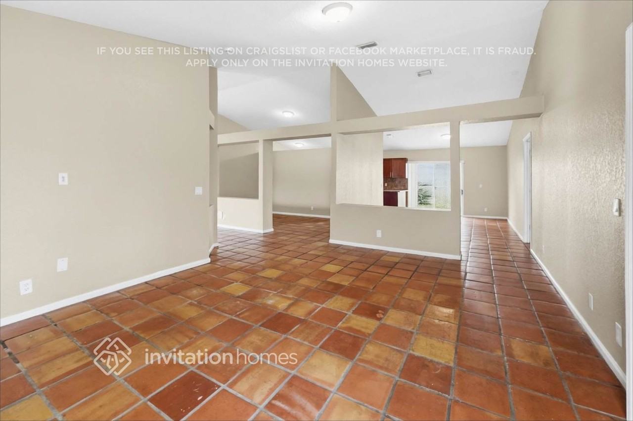 8580 Windfall Dr - Photo 7 of 21