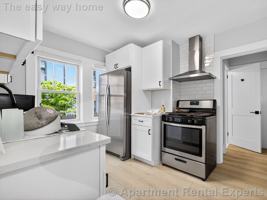 featured image of 254 Main St #1